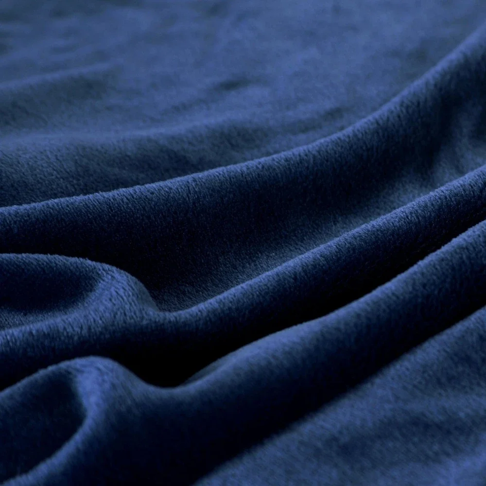 Soft and Warm Coral Velvet Winter Blanket Bed Cover Bed Cover Sofa Lattice Blanket and Lattice Cloth 220Gsm 6 Size Thin