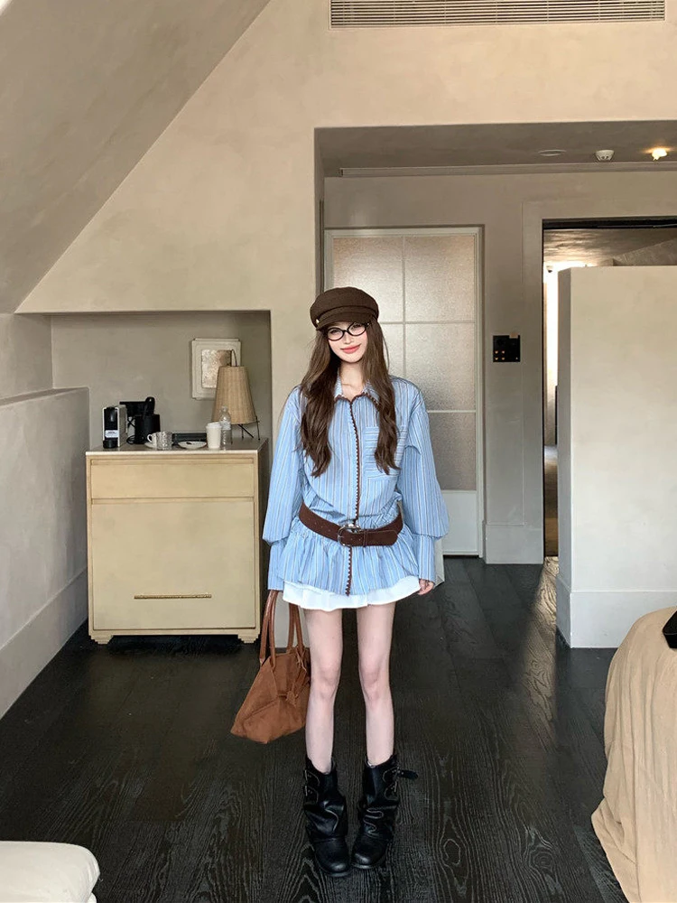 

Blue Striped Loose Fit Ne irt Women's Spring 2026 New Sle Mid-Length Long Sve Faionable Vintage Wind Blouse