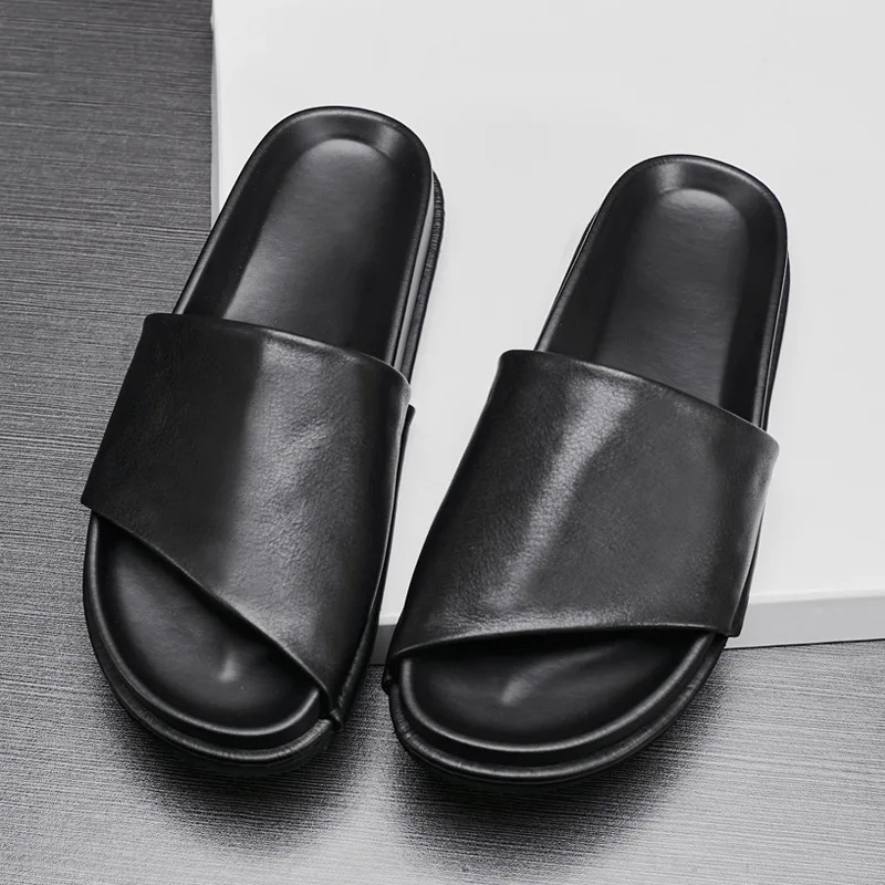 Designer Shoes Slip-On Sandals Cowhide Outside Casual Slippers High Quality Genuine Leather Shoes Men Summer Mens Flip Flops