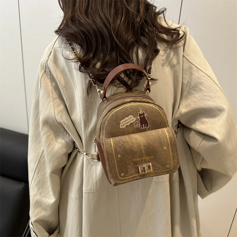 

2025 Retro and simple autumn and winter new fashionable and trendy personalized women backpack niche design women's bag