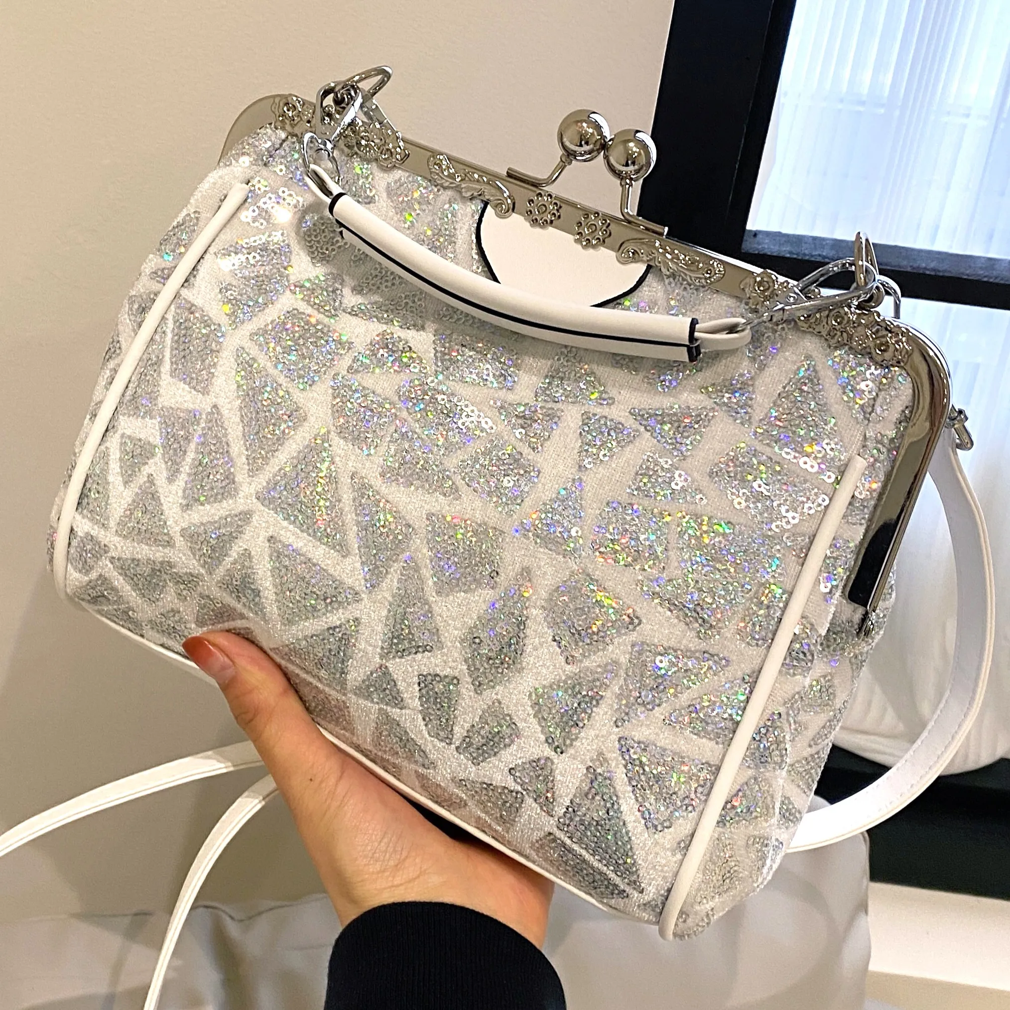 

Романтический свадебный клатч, сверкающая женская вечерняя сумка, большая вместительная сумка через плечо с блестками, сумка-тоут с зажимом