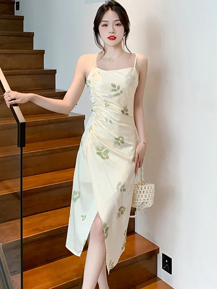 Été imprimé Satin Chic plissé moulante fronde robe mi-longue femmes élégant décontracté maison robe 2025 coréen moulante Festival robe de bal