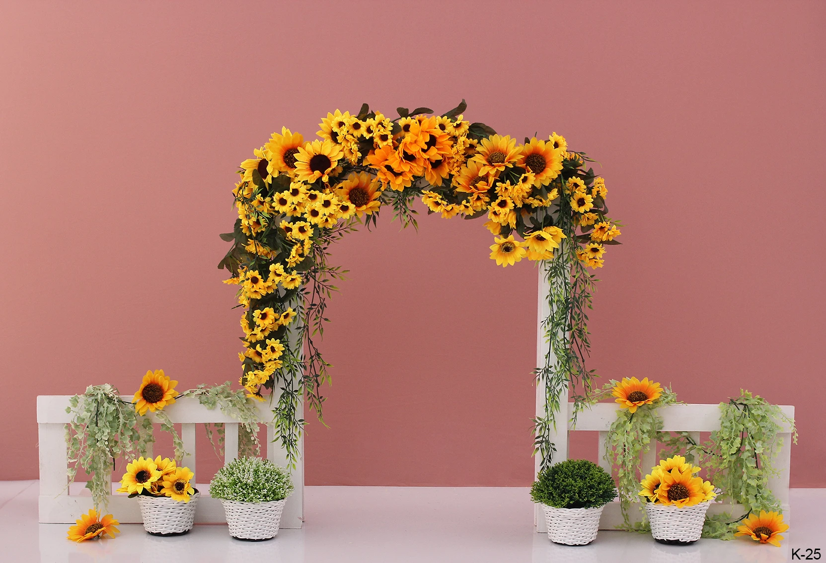 Фон для фотосъемки с изображением яйца и кролика на весну и Пасху