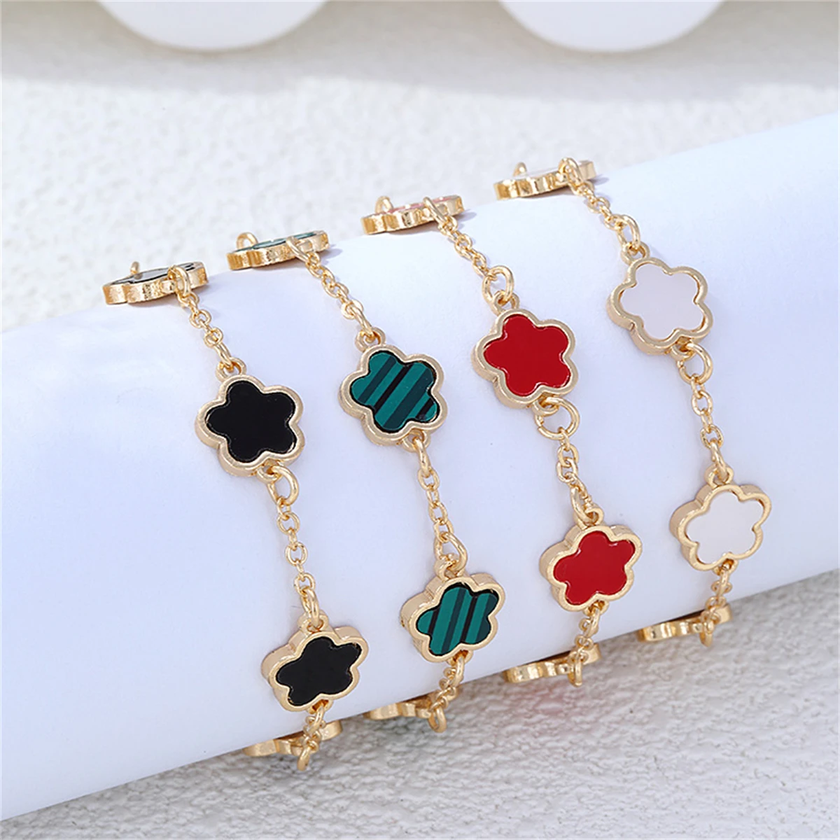 Hot Selling New Plant Clover Adjustable Bracelet for Women Gold Plated Single Sided Five Leaf Flower Charm Bracelet Jewelry Gift