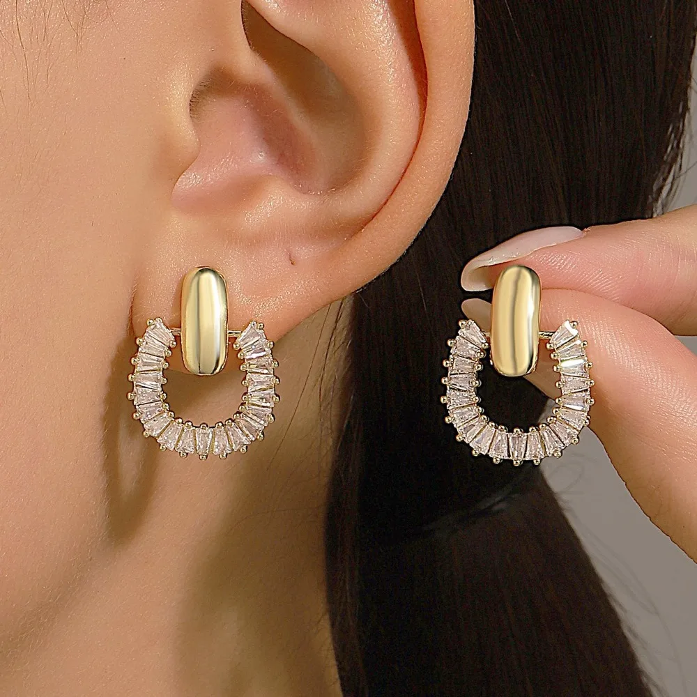Personality Luxury Glittering Full Zircons Geometric Circle Stud Earrings Women Korean Temperament Stainless Steel Jewelry Gifts