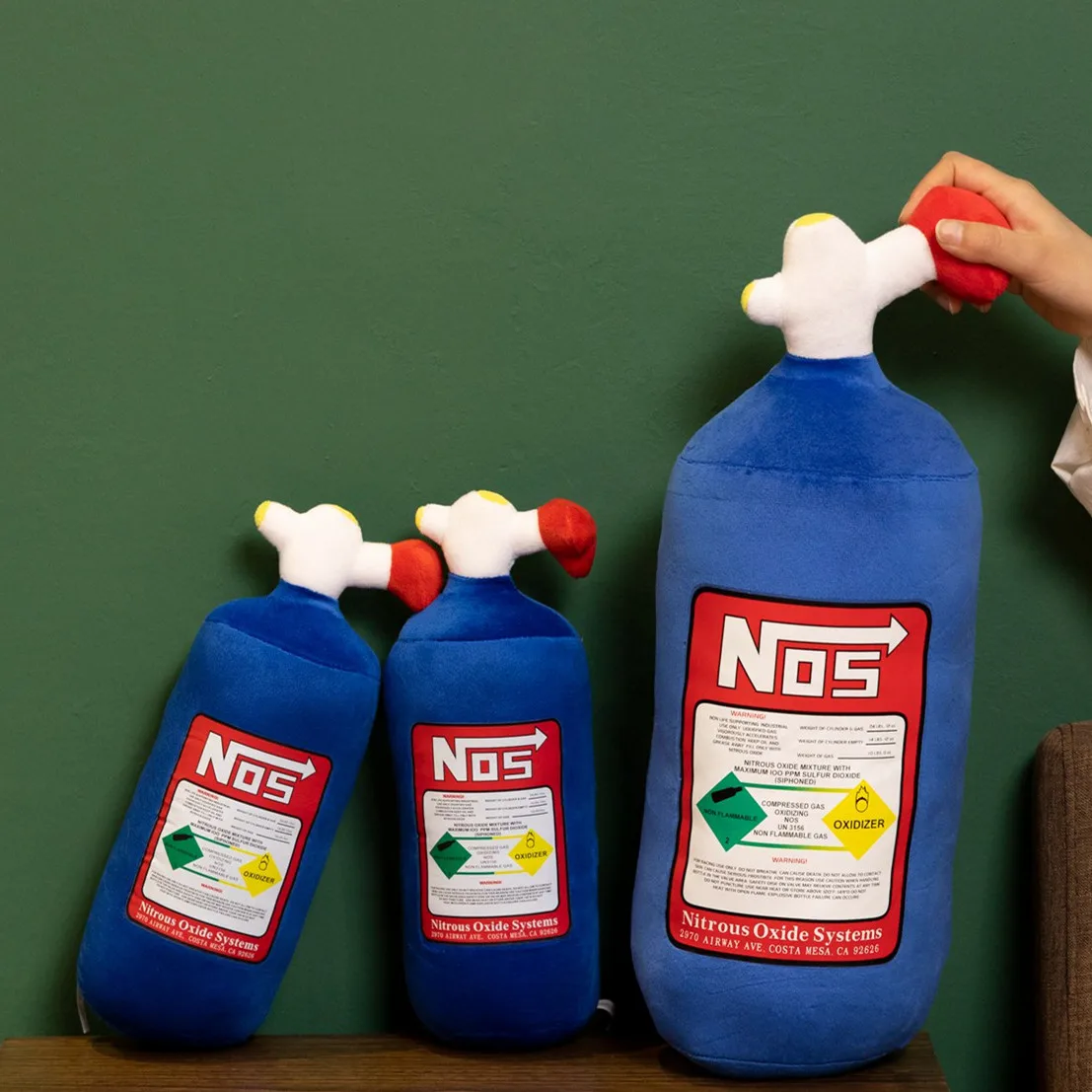 NOS 질소 실린더 머리 받침 창의적인 트렌드에 기대어 수정된 성격의 목 베개 쿠션으로 베개 자동차 허리를 잡아줍니다.