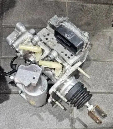 OEM 47210-33150 Auto Part for Le xus ES300h 2013-2018 - High Performance Replacement - Easy Installation