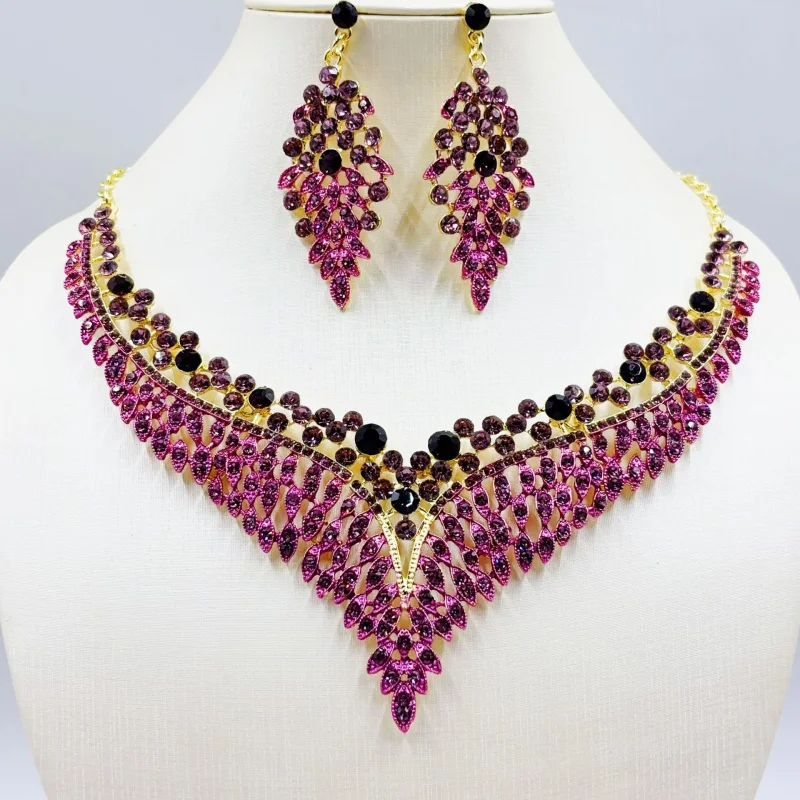 

European and American Style Necklace and Earrings Set Exaggerated Retro Feel Exquisite Design for Banquet Dress Colorful Enamel