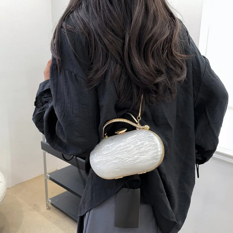 

Chic-sleek 2025 Новая женская роскошная брендовая кожаная сумка на плечо Известный дизайнер Винтаж Популярная повседневная сумка ​