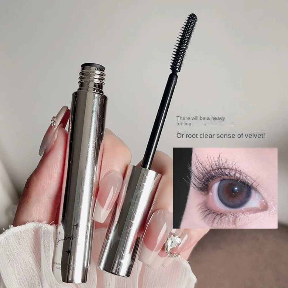 Kleurrijke gekleurde mascara Waterdicht Kleine zilveren buis Volumerengte Mascara Uitgebreid effect Make-up Dames Cosmetica Gereedschap