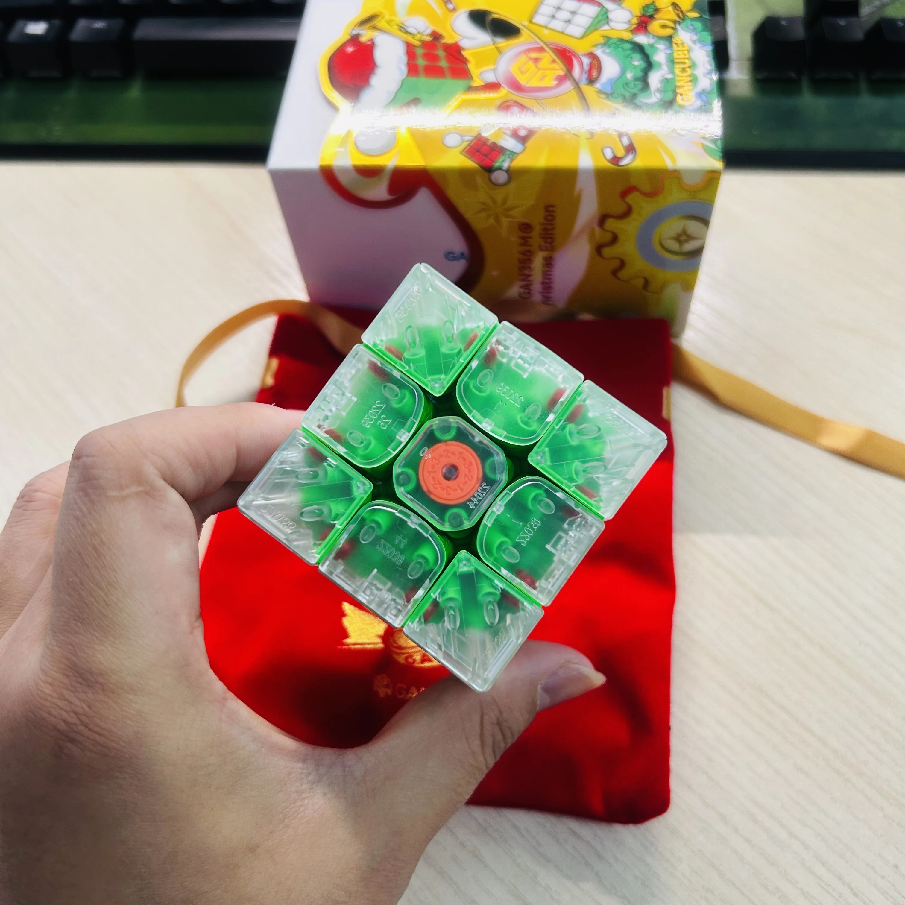 لتقوم بها بنفسك غان 356ME 2025 عيد الميلاد طبعة غان مكعب 3x3 المغناطيسي ماجيك سرعة مكعب ستيكيرليس المهنية الاطفال اللعب للهدايا