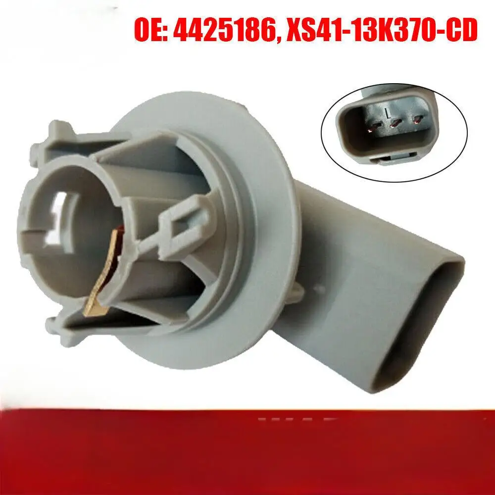 

1 шт. цоколь стоп-сигнала XFM500010 для Ford Focus Ford Focus MK1 MK2 4425186, цоколь держателя лампы заднего стоп-сигнала