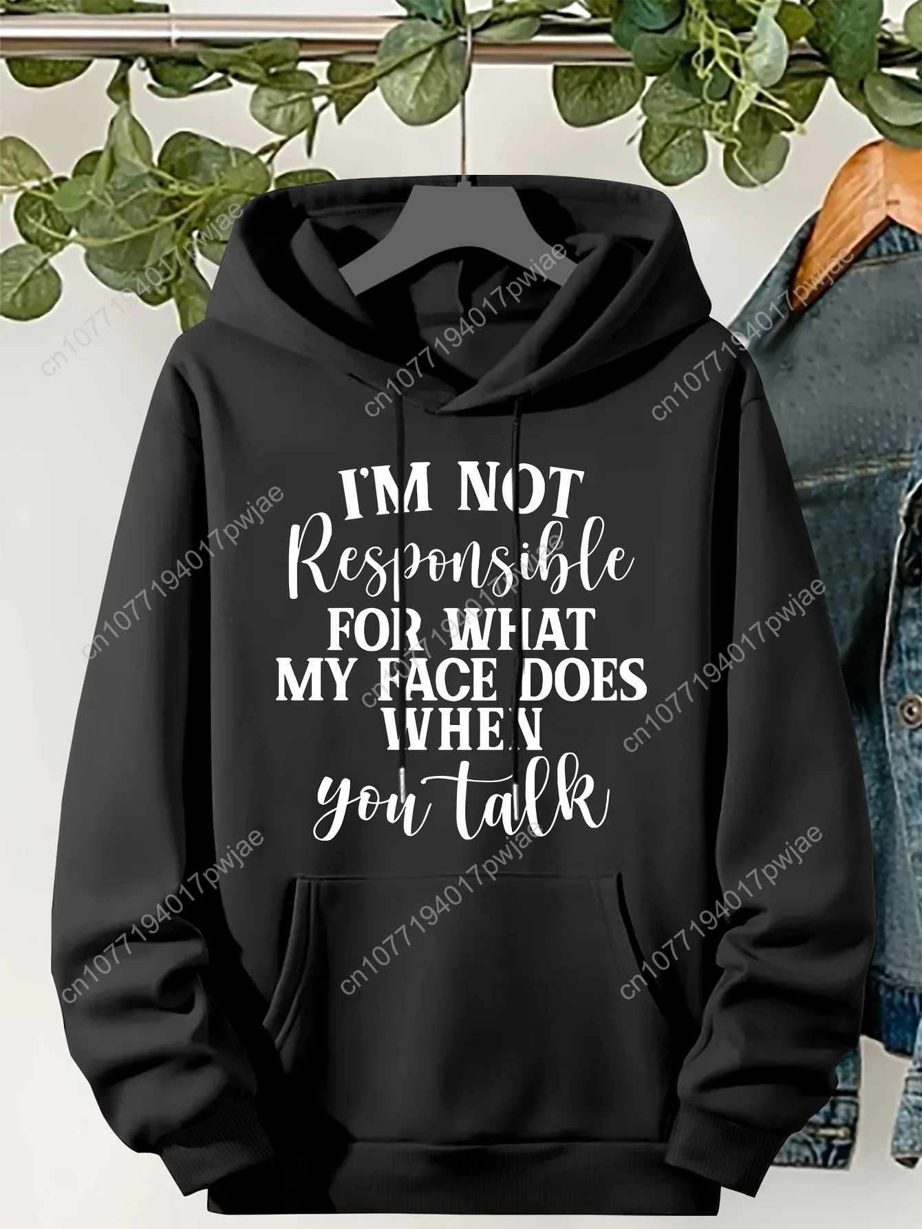 Felpa con cappuccio da donna con stampa di lettere floccate accogliente taglie forti, felpa con cappuccio pullover calda con tasca a marsupio Alfabeto/numero AZ L