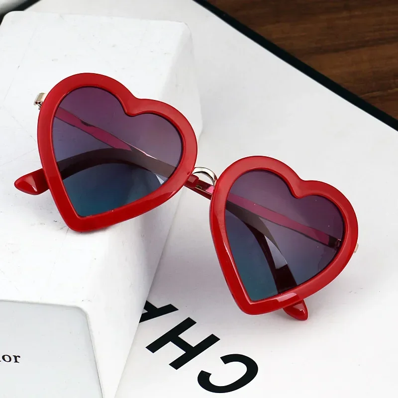 Children's Peach Heart Sunglasses Kids Cartoon Heart Sunglasses Girls Boy Children Outdoor Round Polarized Sun Glasses