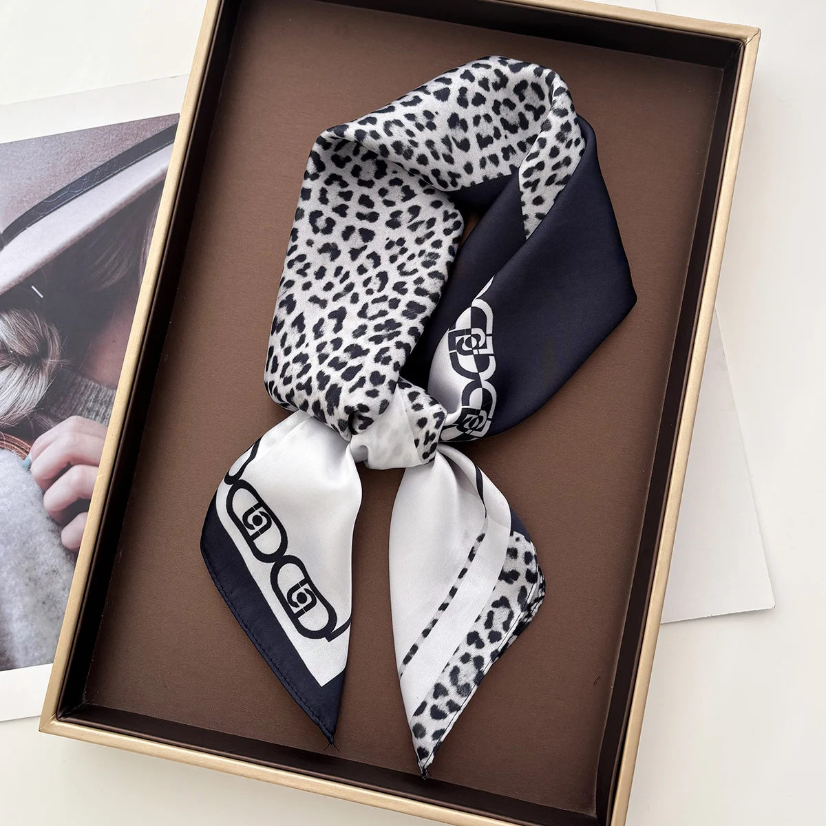 New Four Seasons Leopard Print Silk Square Scarf 65x65cm Fashionable Neckerchief Hijab Headband Luxury Sunscreen Shawl Bandannas view 5