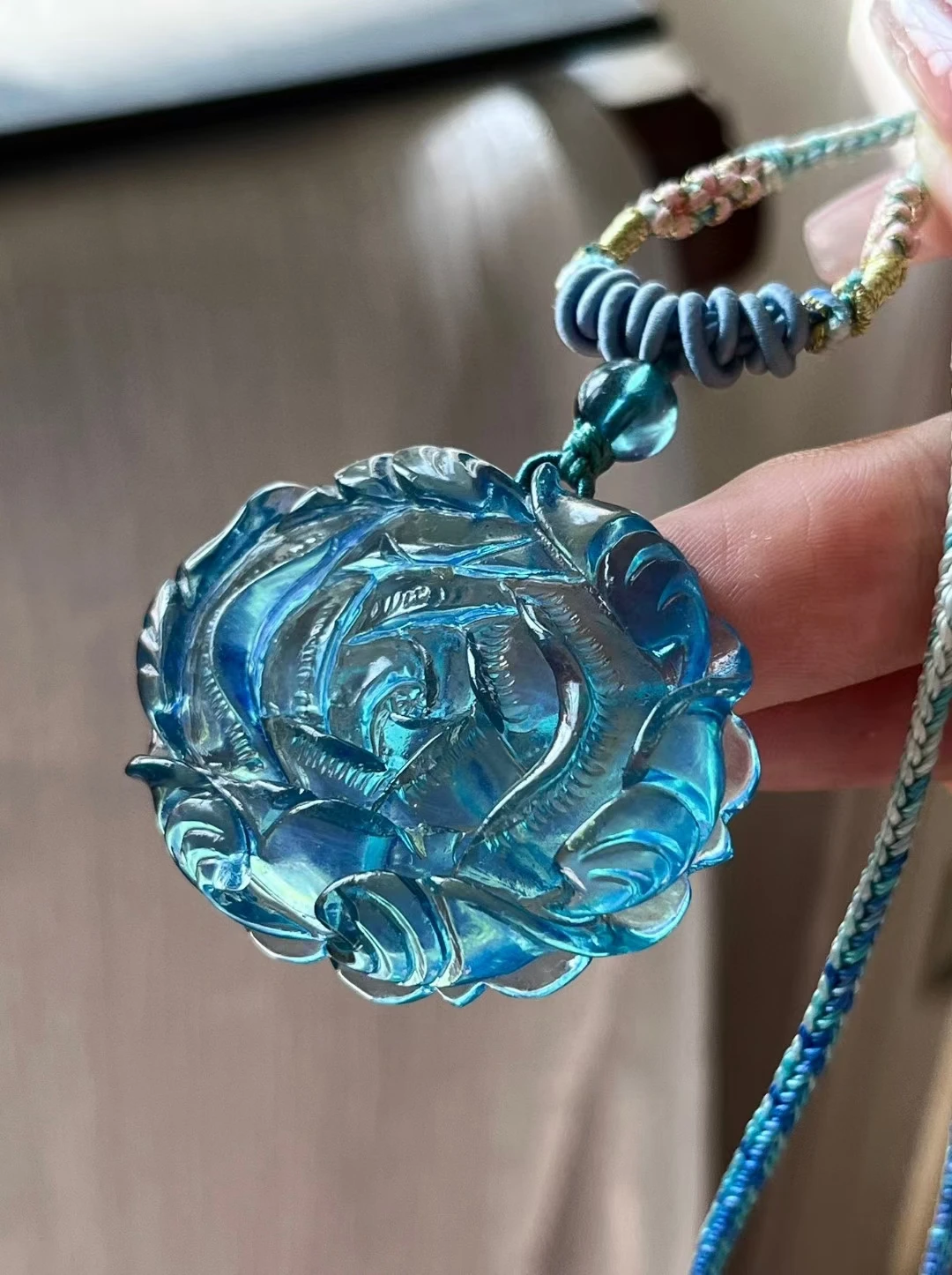 

Natural Blue Aquamarine Quartz Flower Pendant Carved 46.2x38mm Jewelry 18K gold Blue Aquamarine Oval Necklace AAAAA