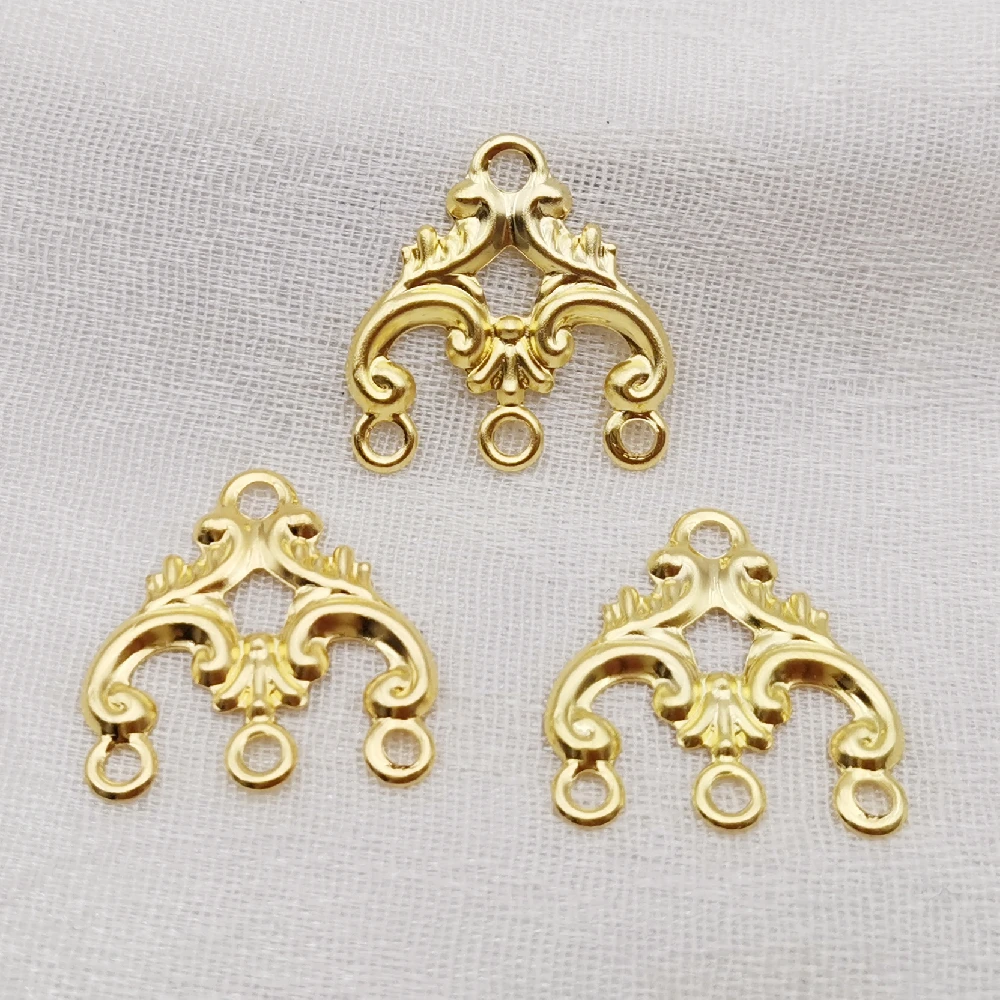 50/200 PCS diy Jewelry Accessories 20*21mm Gold color Metal Filigree 3 Hole Flowers Slice Charms base Setting Making
