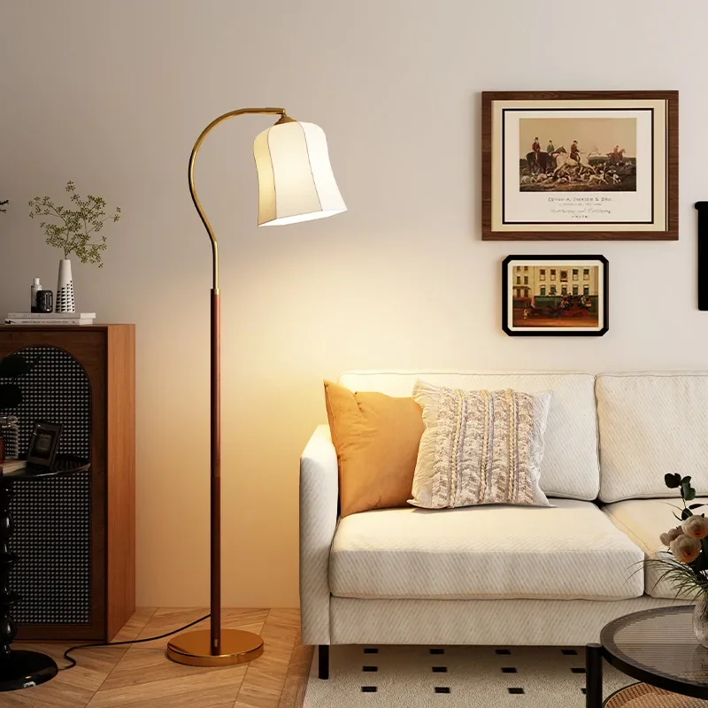 Medieval style, floor lamp, living room, bedroom, study, solid wood desk lamp next to the sofa