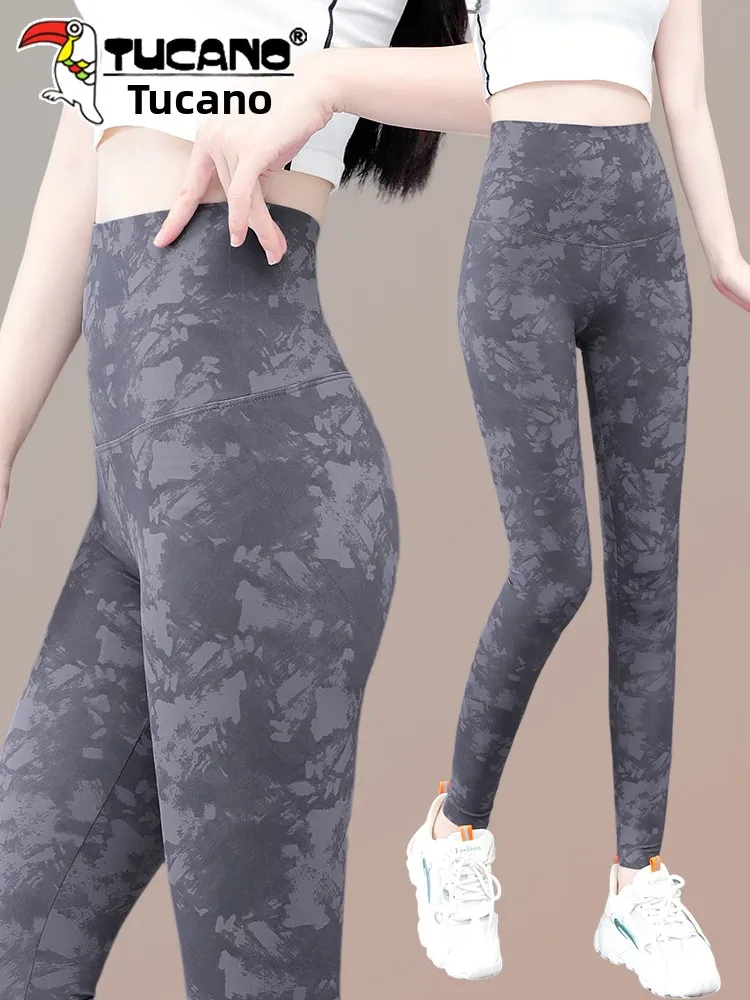 

Thiened Fce arkskin Yoga Pants Women's Outerwear TUCANO Brand Long Pants Nylon And Spandex Fiber Autumn Winter Warm