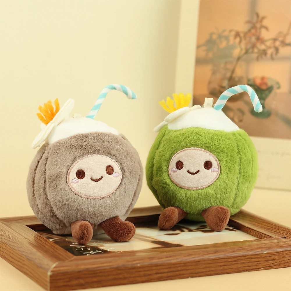 Nowe, zabawne, pluszowe zabawki w kształcie owoców: brązowo-zielone kokosy, urocze breloczki do kluczy, zawieszki do torebek i plecaków, śliczne, kreskówkowe breloczki do szkolnych plecaków, lalki.