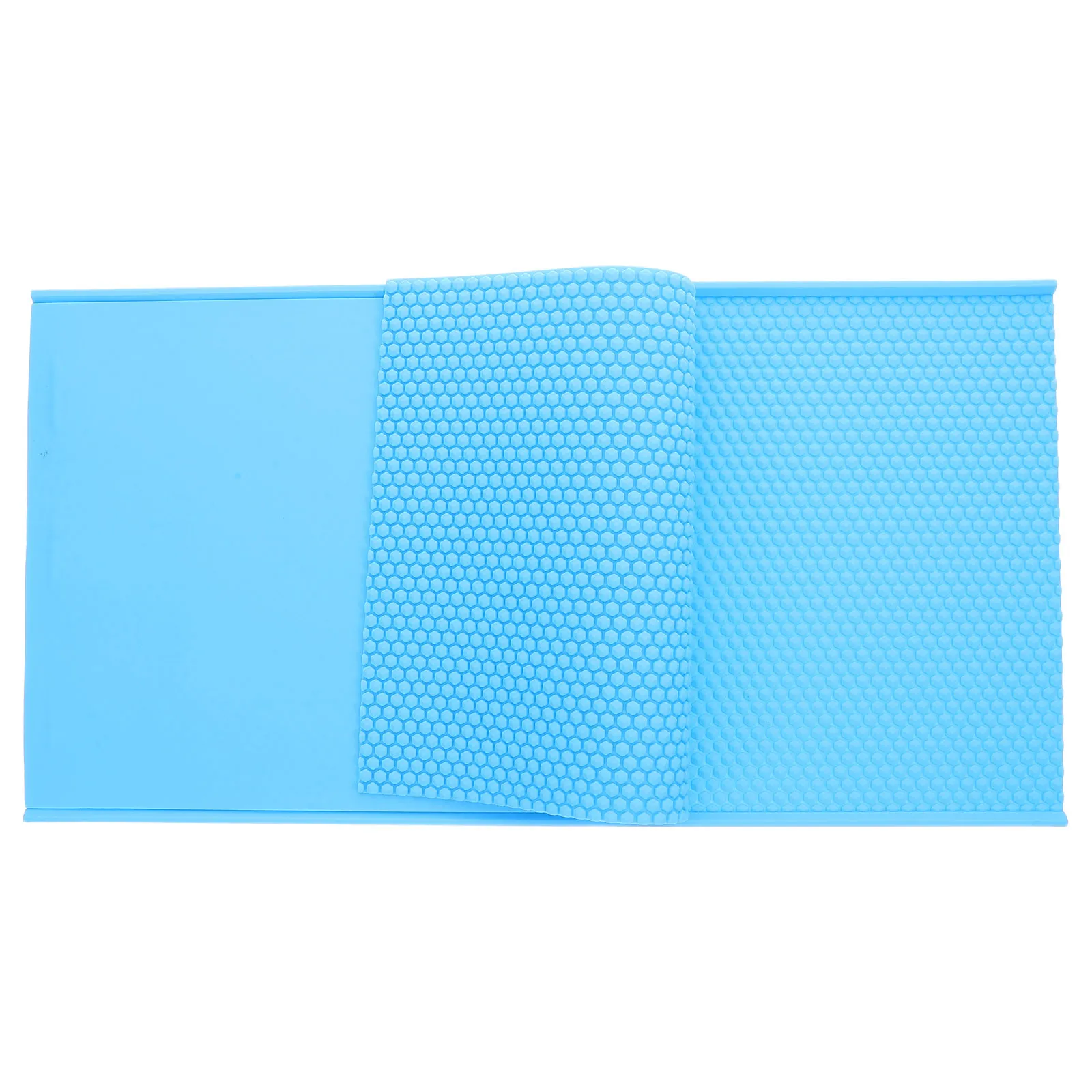 

Reusable Sky-Blue Beeswax Press Sheet Mold Silicone Honeycomb Wax Foundation Maker for Beekeeping DIY Craft Projects Pressing
