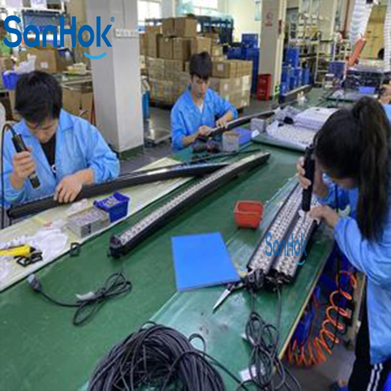 Prezzo di fabbrica della linea di assemblaggio di luci a LED semiautomatiche personalizzabili per la produzione di lampade a LED