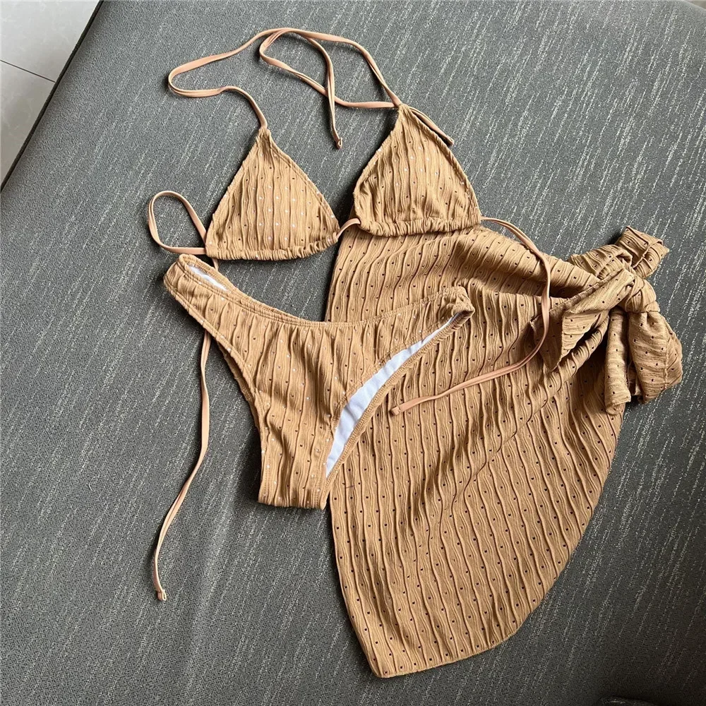 Traje de baño blanco con cuello Halter para mujer, conjunto de bikini de tres piezas con Tanga, traje de baño texturizado con cordón, ropa de playa