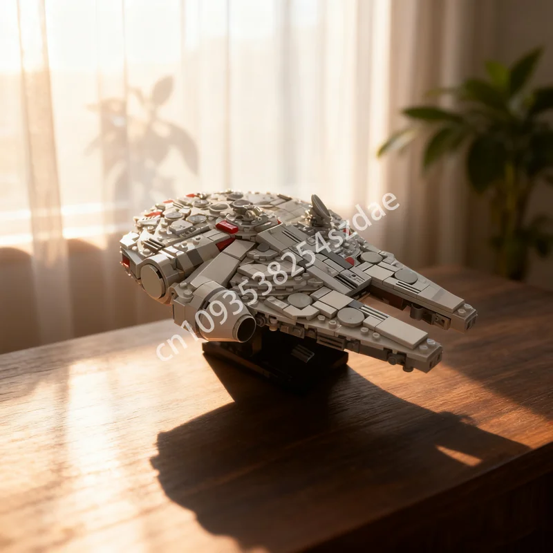 

720pcs MOC Millennium Falcon Midi Scale Star Battle Model Building Blocks Assemble DIY Christmas Gift Education Toys Brick Kids
