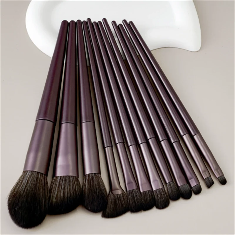 14-piece chocolate-colored makeup brush set including all-purpose powder blush brushcontour brush and eyeshadow brush
