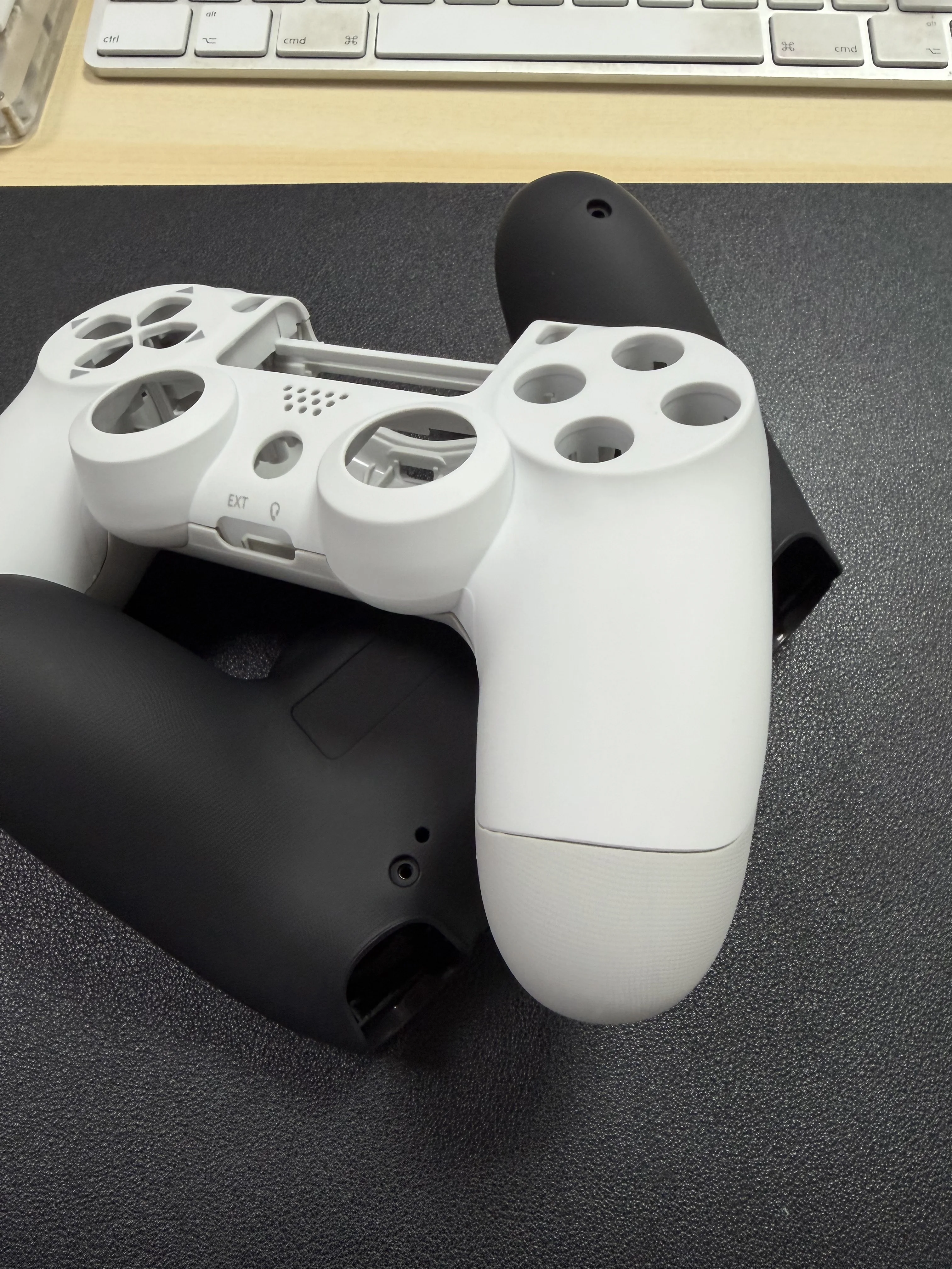 For PS4 Controller Shell, skin-like feeling Back Shell for DualShock 4, Replacement Housing for JDM-040/050/055 - view 4
