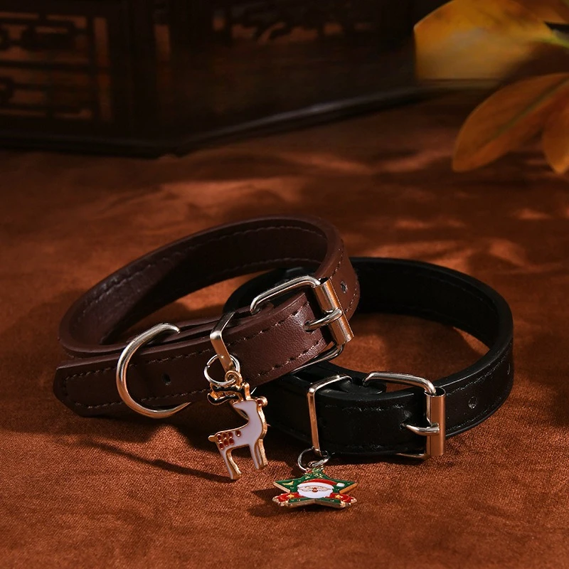 Kalung Anjing Lucu, Liontin Kalung Natal untuk Aksesoris Perhiasan |   Pesona Anjing untuk Liburan |   Gantungan Kalung Anjing |   Anjing Peliharaan Menjilat