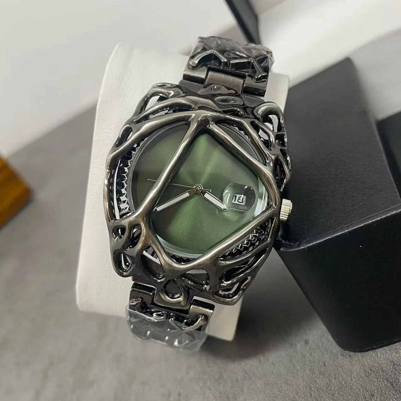 STARPERISH Personalisierte Y2k Hochwertige Original Quarzuhr Männer Alabaster Stil Mode Unisex Heiße Mittelalterliche Einzigartige Kreative AAA Uhr 3