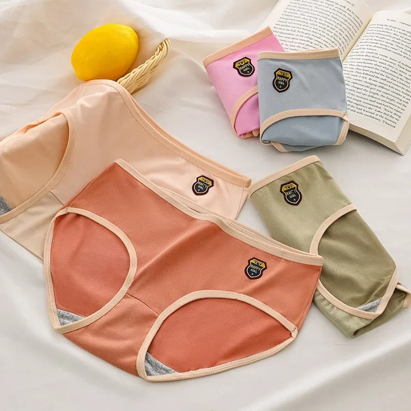 Underwear Cute Sweet Triangle Mid-waist Underwear Korean Version Breathable Large Size Girl Student Triangle Shorts