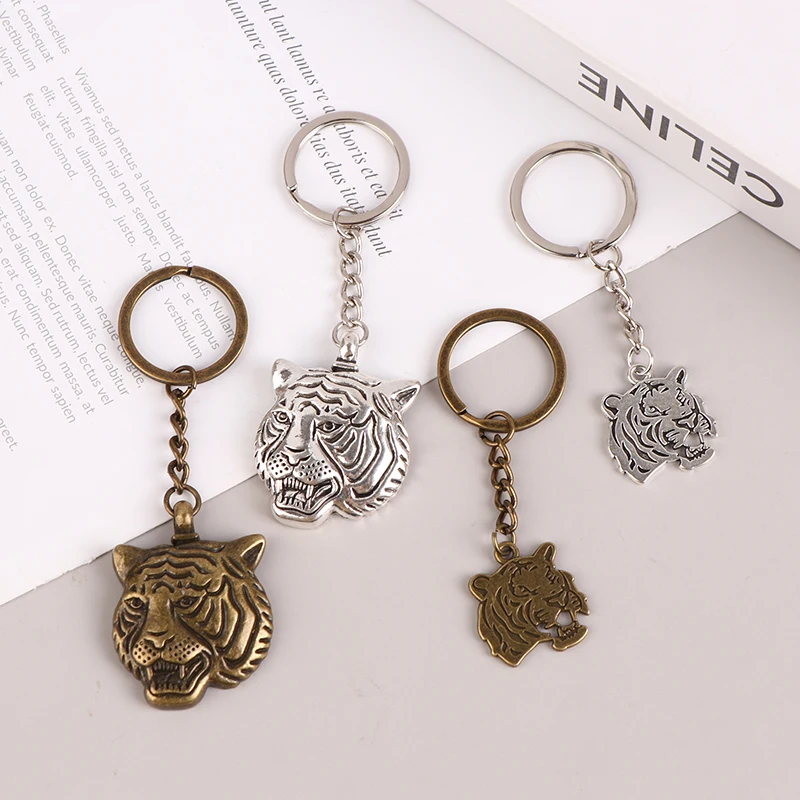 Double-sided Tiger Head Key Chain Animal Tiger Statue Pendant Car Key Ring Backpack Charms Bag Decor Jewelry Accessories