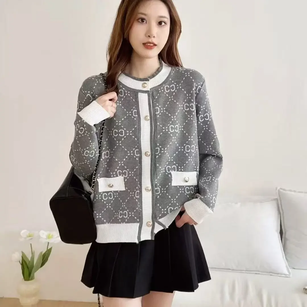 

Coffee Classic Plaid Letter Jacquard Cardigan Short Jackets Women Single-breasted Knitted Sweater Winter Autumn Clothes Korean