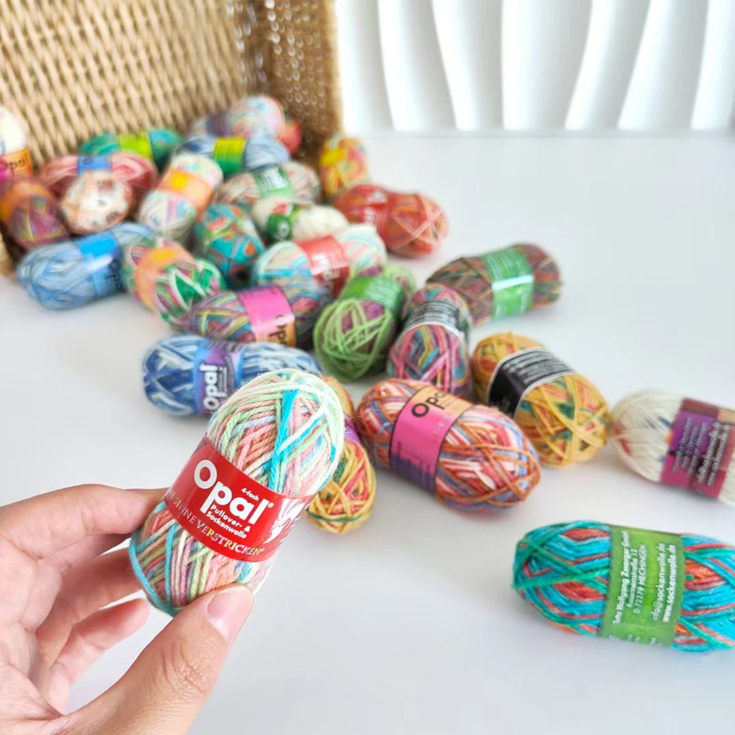 28*10g ball Opal Minis  wool yarn Sock Yarn 75% wool 25% polyamide/ Nylon  socks knitting yarn