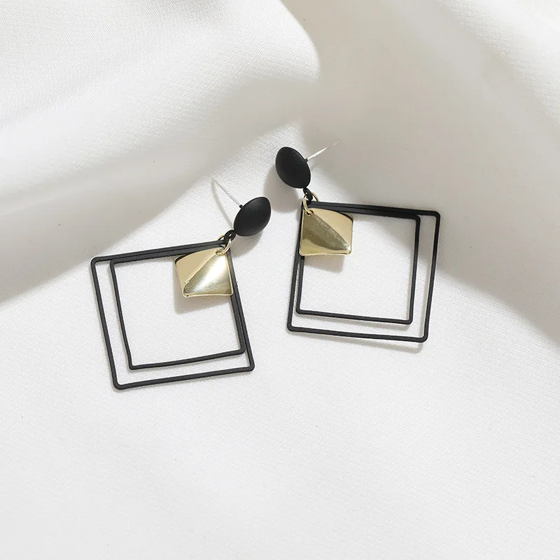 Trendy Black Double Layer Hollow Out Rhombus Drop Earrings for Women Party Geometry Round Metal Dangle Earrings Simple Jewelry