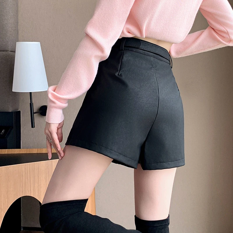 Winter PU Leather Shorts Women Fashion Korean Wide Leg Loose Shorts Ladies Belted High Waist Outerwear Casual Short Mujer Pants