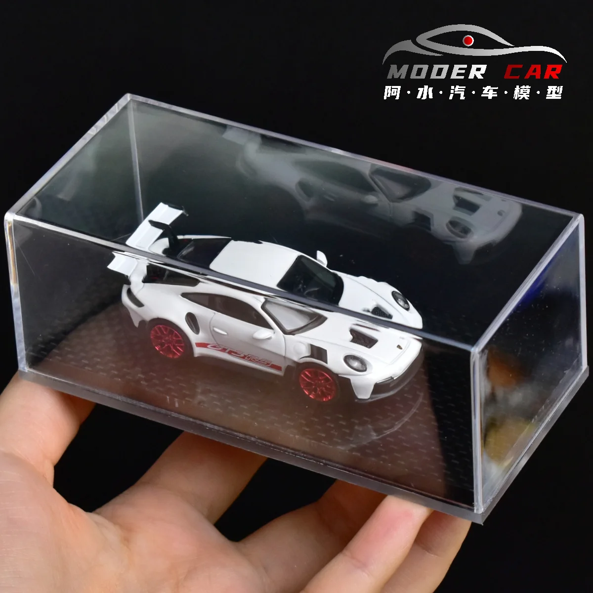 1:64 Acrylic Leather Bottom Universal Model Car Dust Box(Excluding car)