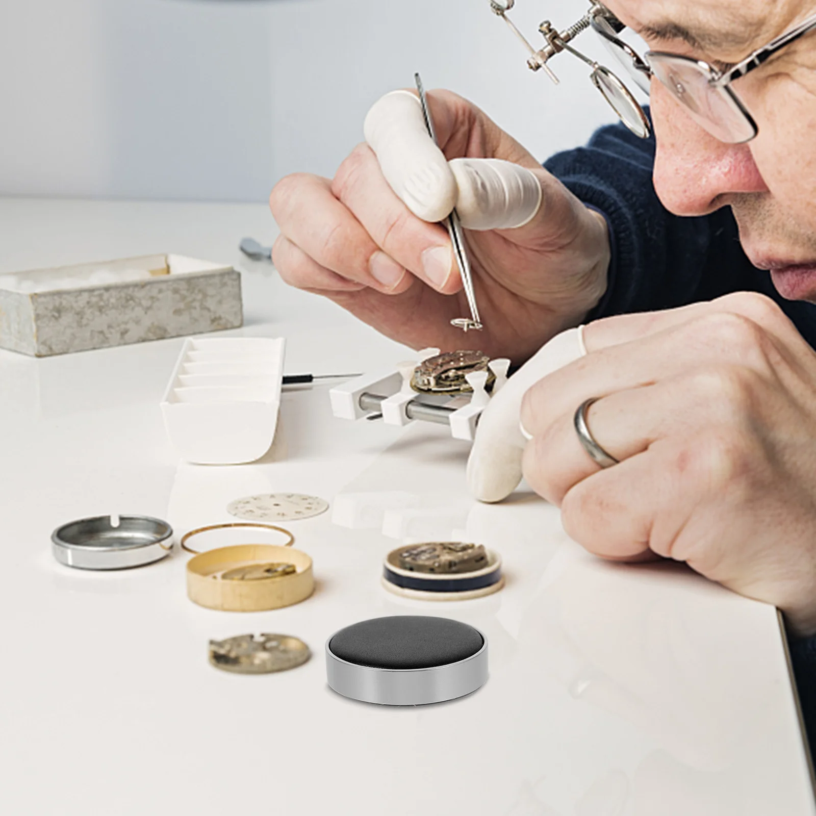 

1Pcs Watch Repair Pad Great for Changing Batteries Movements and Regulator Corrections Watch Movement Pad Movement Cushion