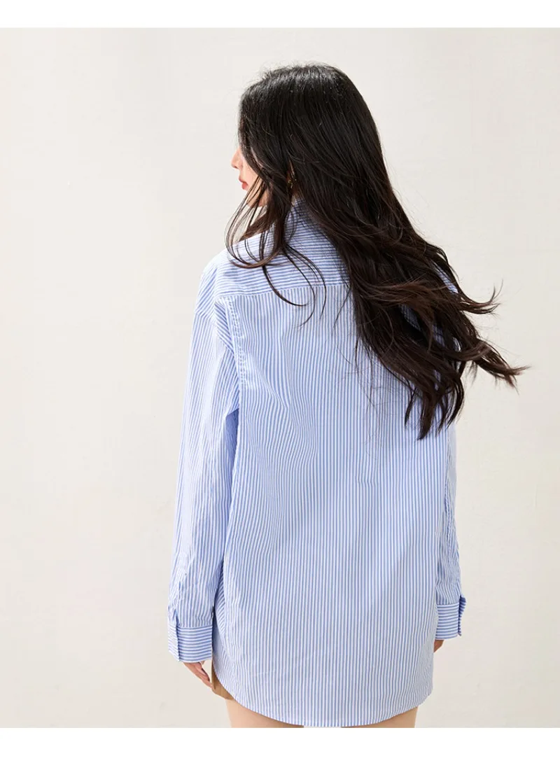 Camicia a maniche lunghe patchwork con motivo orso a righe blu Donna 2025 Nuovo autunno Camicette casual allentate stile coreano vintage Top chic