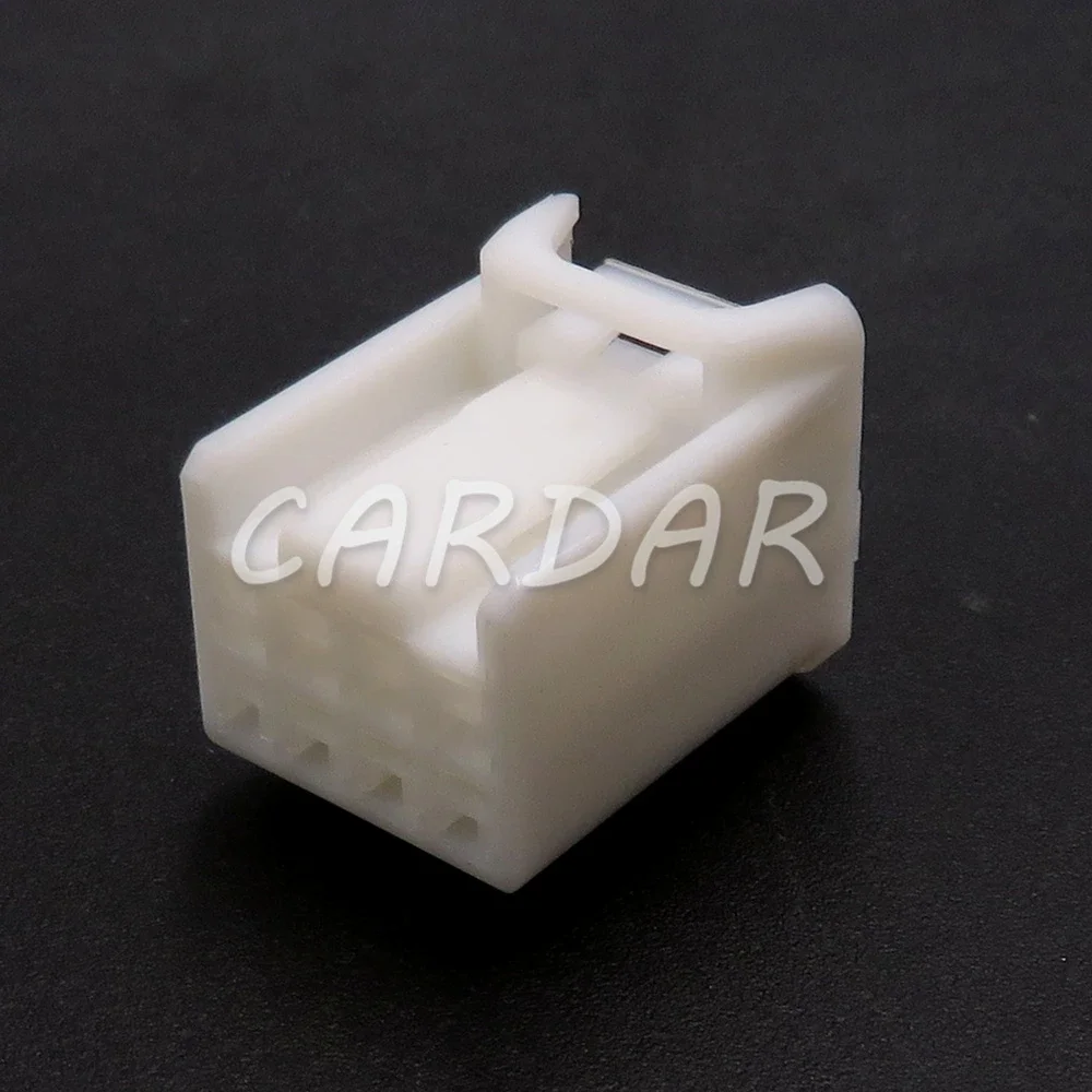 1 Set 8 Pin 1.5 Serie Automotive Maschio Femmina Cablaggio di aggancio Presa non sigillata Gruppo CA 7186-8847 7187-8847