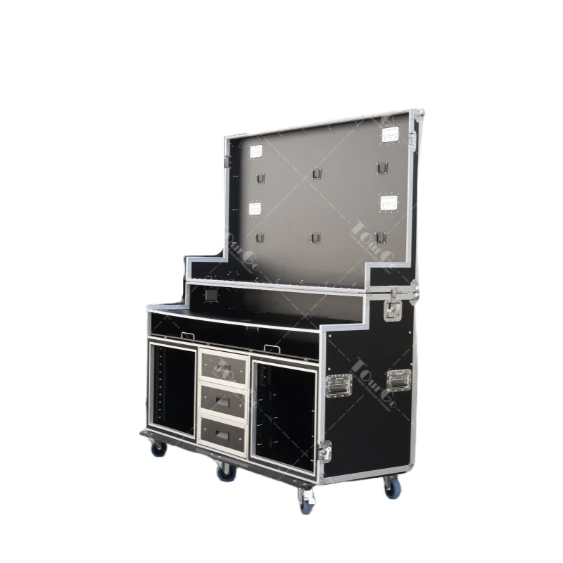 

Custom Flip Over 6X24 Inch Screen Flight Case Mobile Av Broadcasting Streaming Recording Studio Workstation