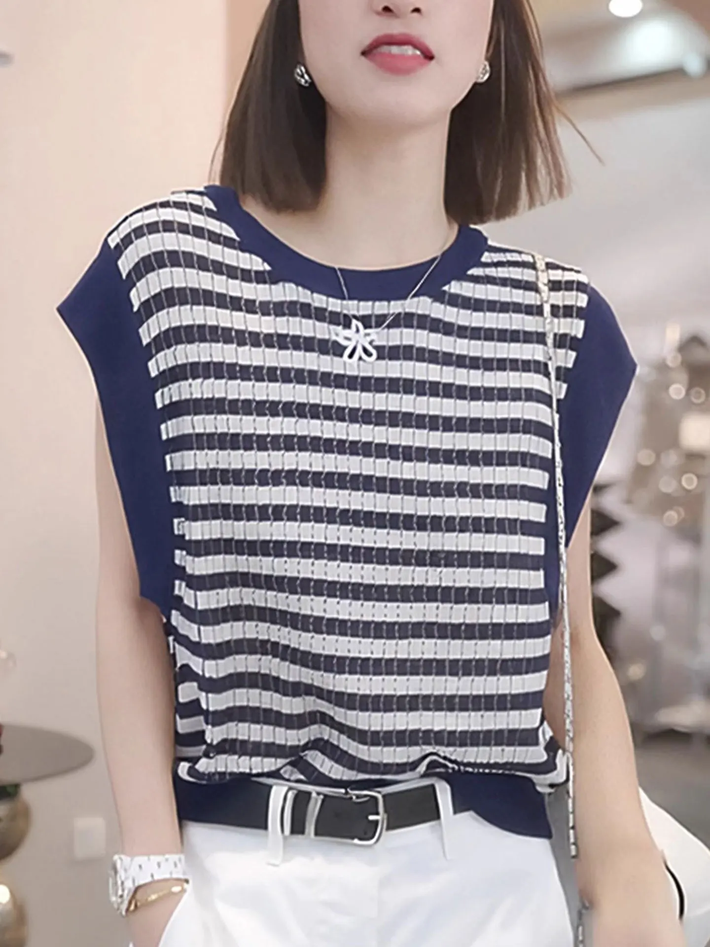 

Модный полосатый трикотажный топ с круглым вырезом в корейском стиле, женская летняя повседневная шелковая блузка для офиса и на каждый день