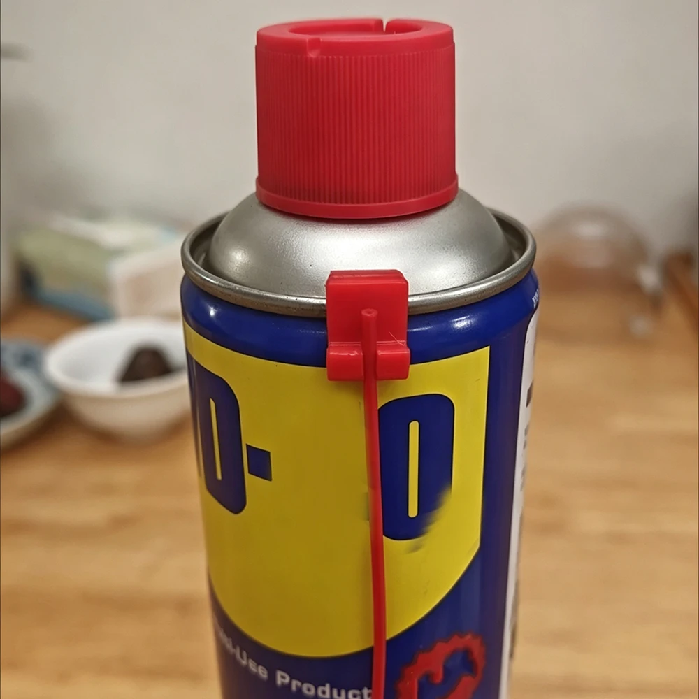2 Stück Sprühdosen-Düsenhalter, Schmiermittel-Strohhalm-Befestigungshalterung, Aerosol-Dosen-Clip für Rostschutzöl-Spray, Einfach Aufzuhängen – Detail 2