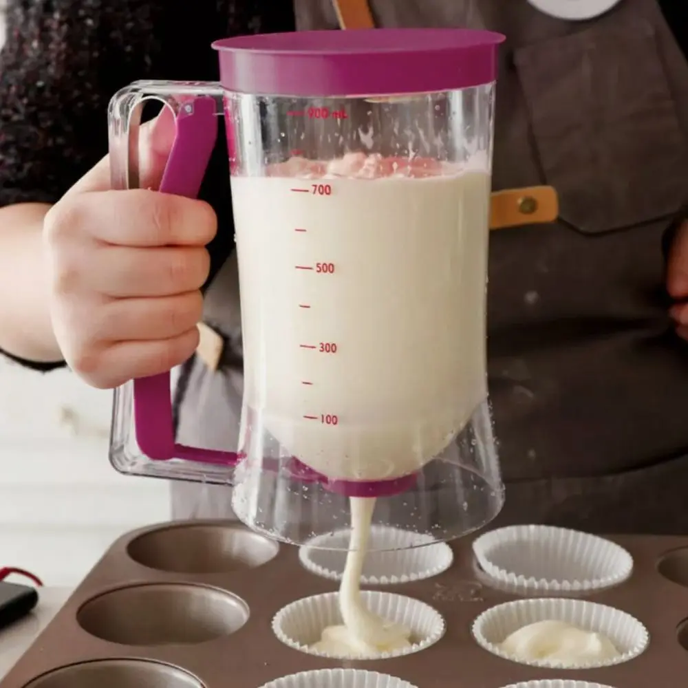 

BPA Free Hand-Held Pancake Batter Dispenser Plastic Scaled Crepes Batter Separator Leakproof Large Capacity Batter Funnel Muffin
