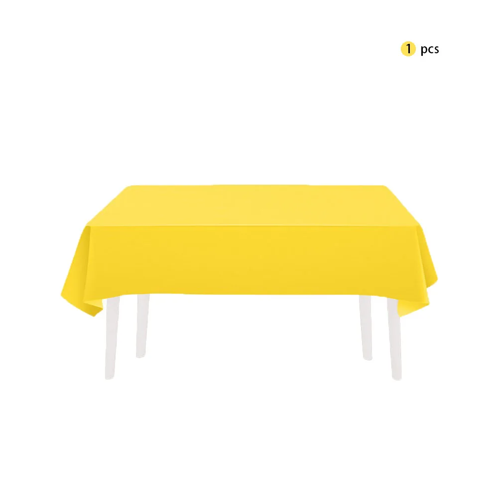 Solides gelbes Einweg-Geschirrset aus Papptellern, Bechern, Servietten und Tischdecke für Kindergeburtstage, Sommerpartys und Sonnenblumen-Dekoration. – Detail 5