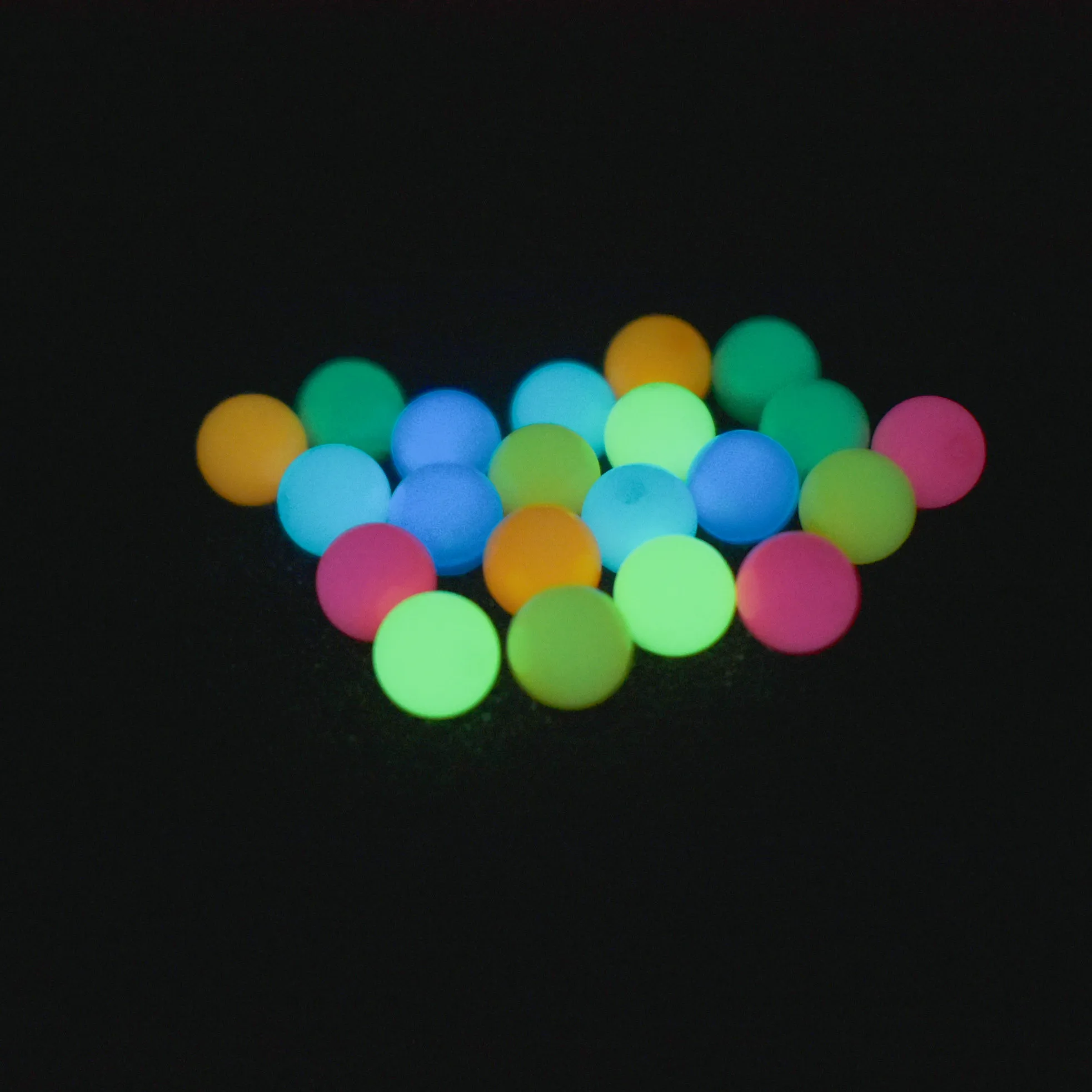 

10mm EDC night glow beads with no pores, resin material, high brightness and durability (customized)