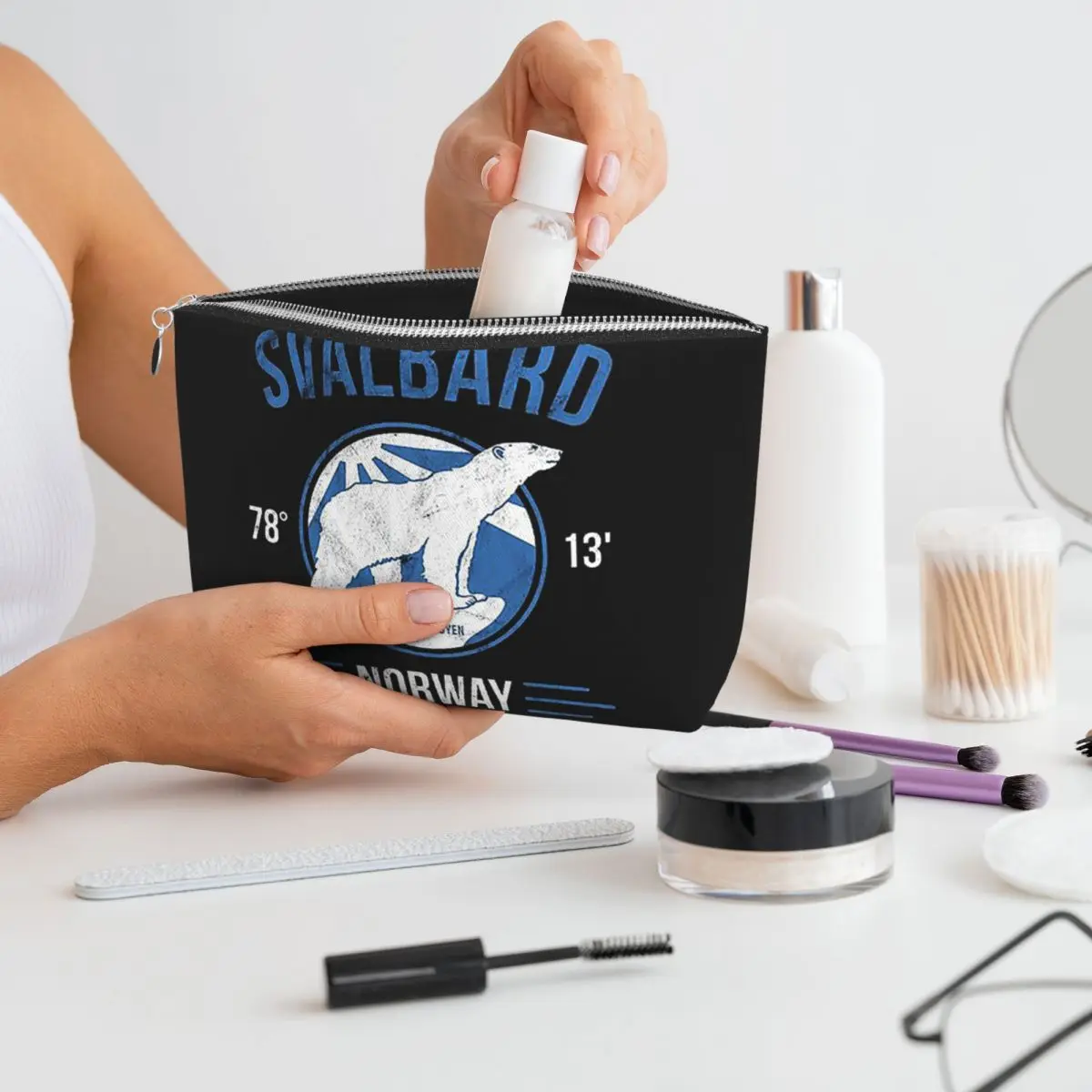 

Svalbard Polar Bear Midnight Sun In Norway Women Cosmetic Bags Travel Makeup Organizer Pouch Toiletry Storage Dopp Kit Case