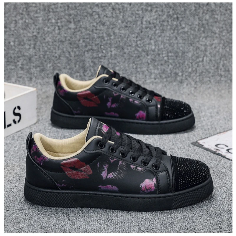 New Men Women Leather Casual Shoes Fashion Crystal Flat Skate Shoes Unisex Cool Loafers
